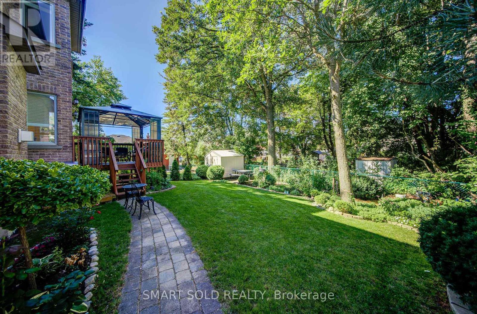 6 Brill Crescent, Toronto, ON