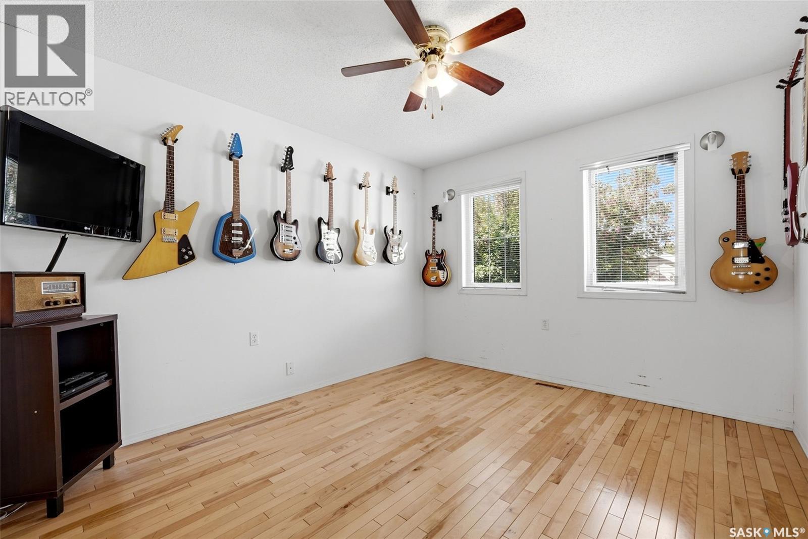 124 College Avenue, Regina, SK
