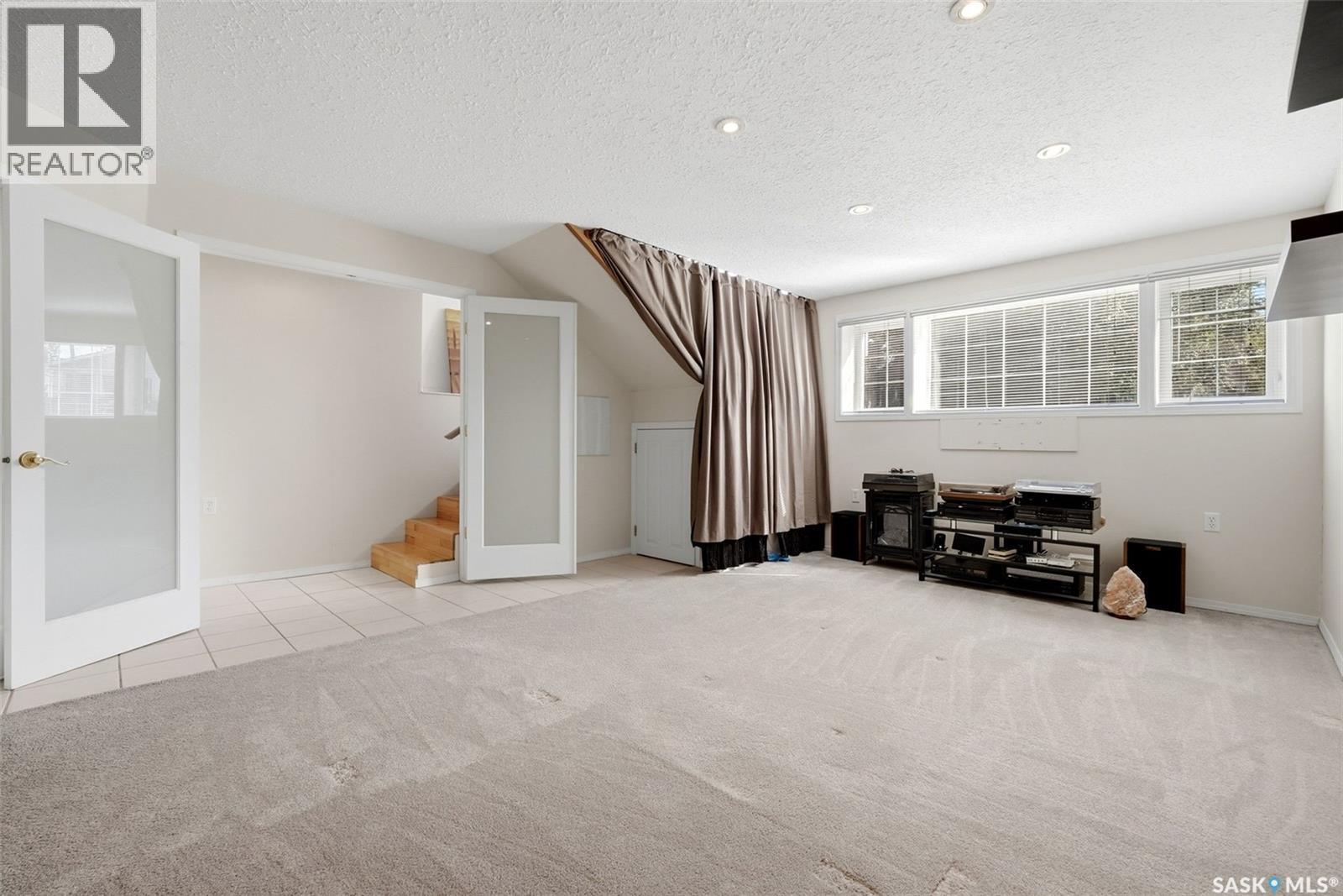 124 College Avenue, Regina, SK