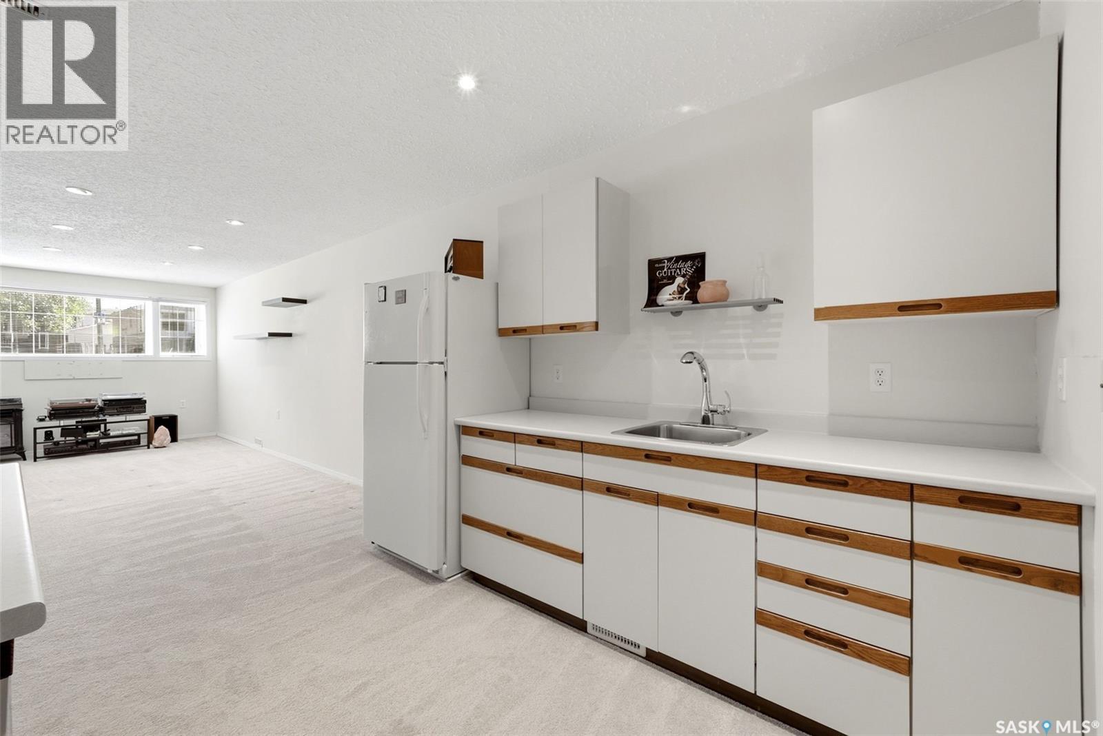 124 College Avenue, Regina, SK