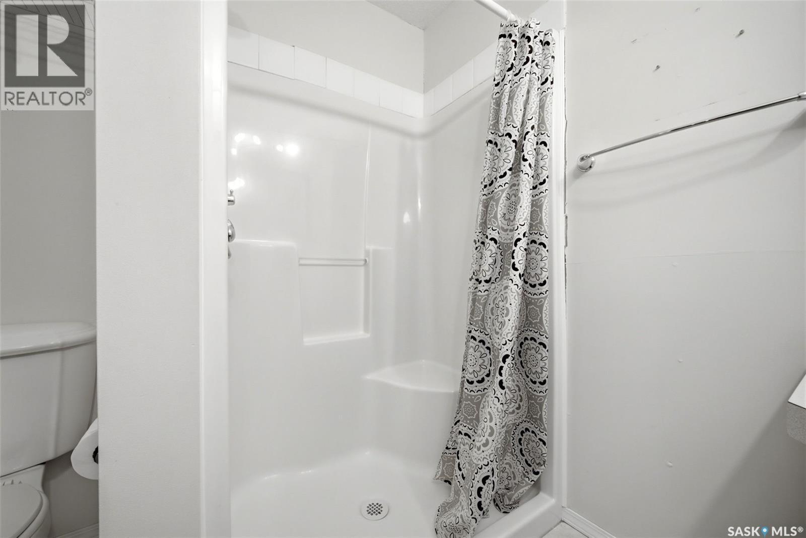 124 College Avenue, Regina, SK