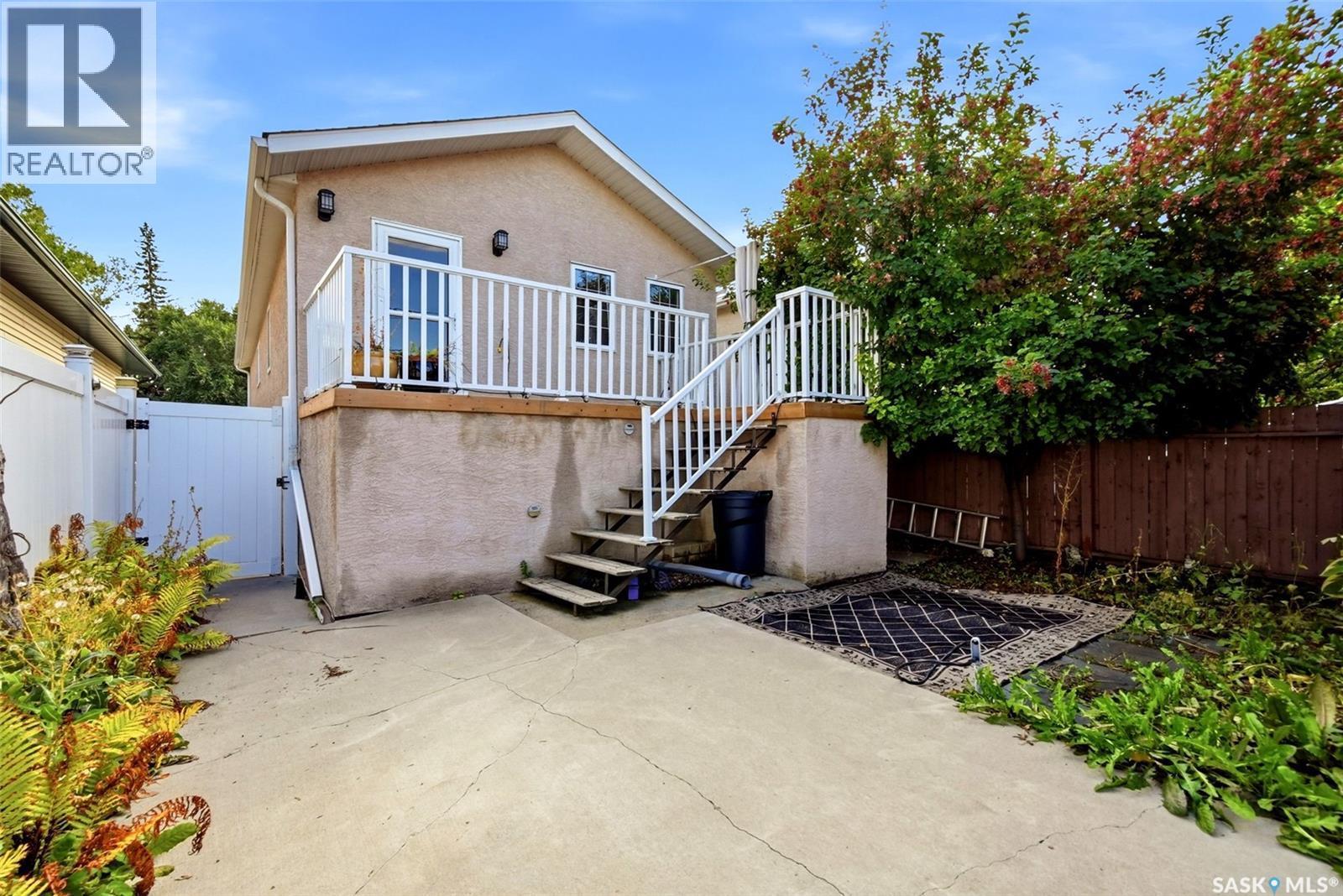 124 College Avenue, Regina, SK