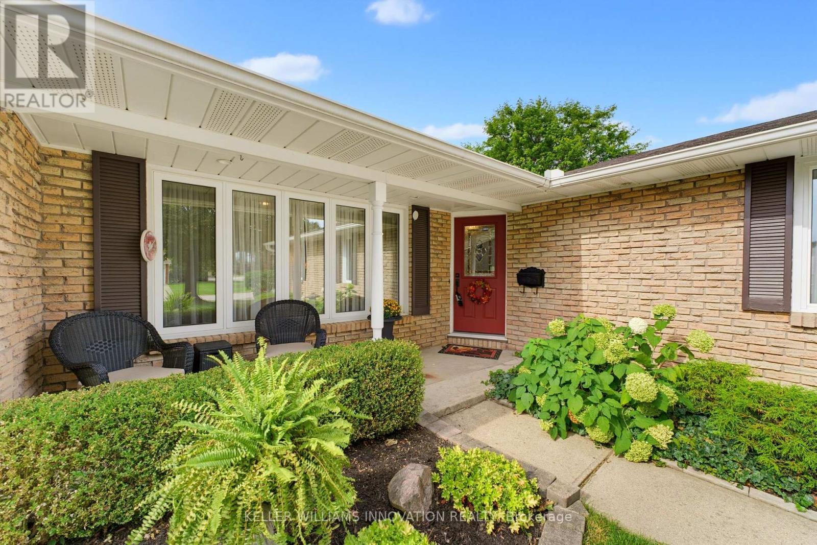 15 Mclaren Avenue N, North Perth, ON