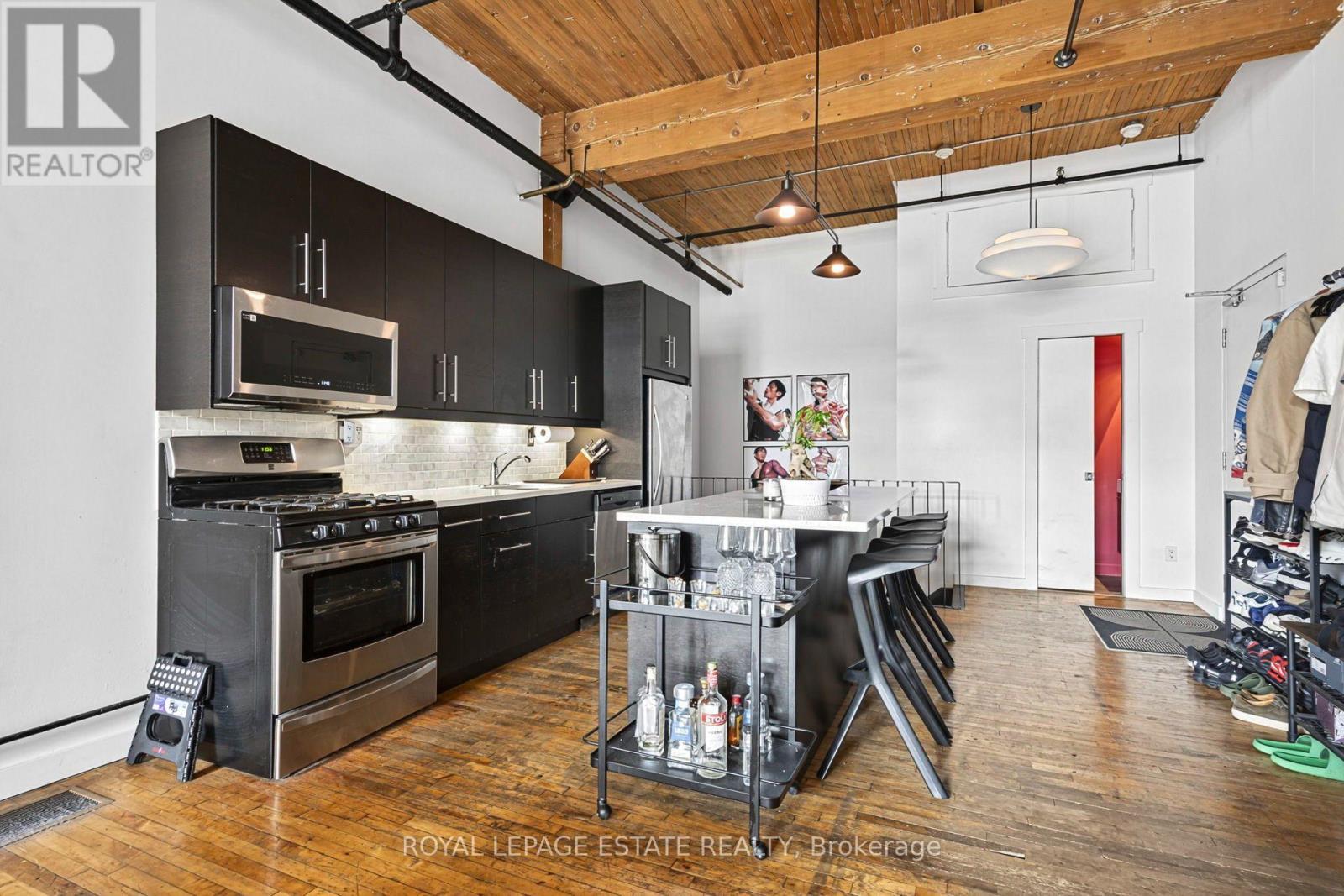 101 - 426 Queen Street E, Toronto, ON