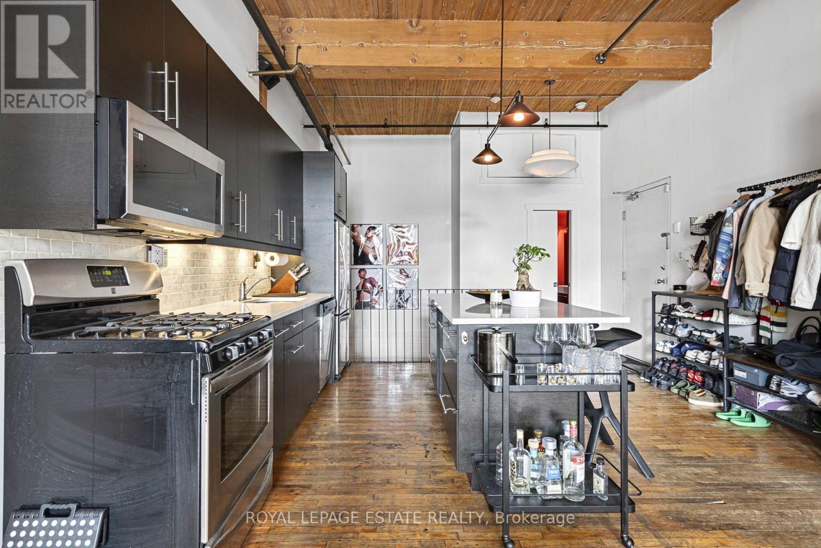 101 - 426 Queen Street E, Toronto, ON