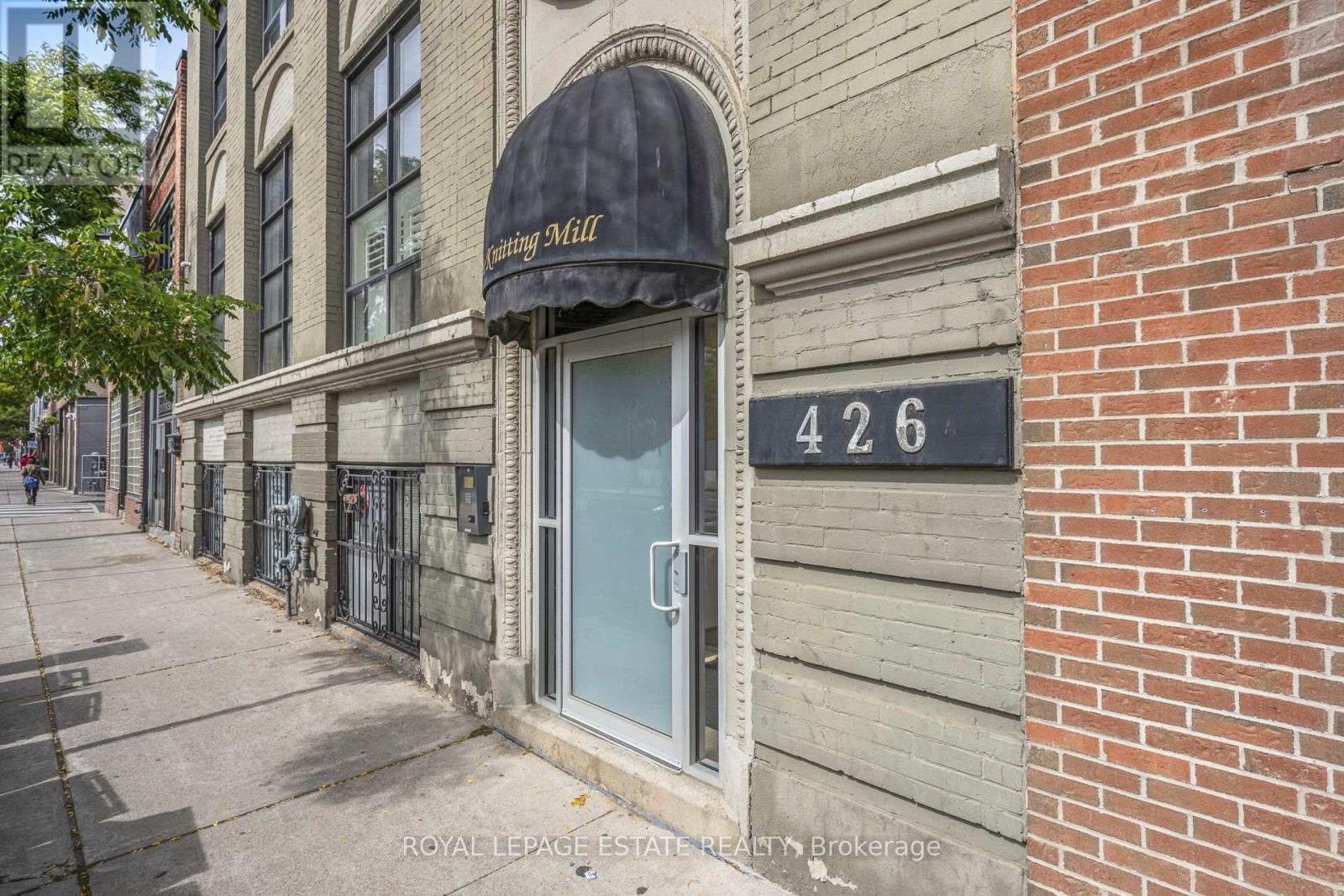 101 - 426 Queen Street E, Toronto, ON