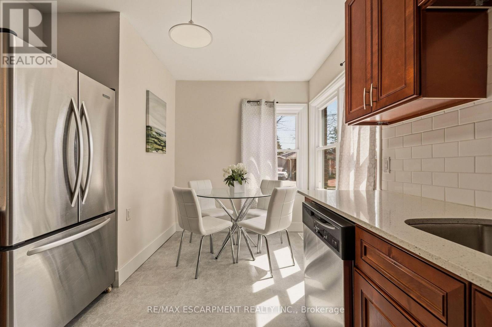 31 Cameron Avenue, Hamilton, ON
