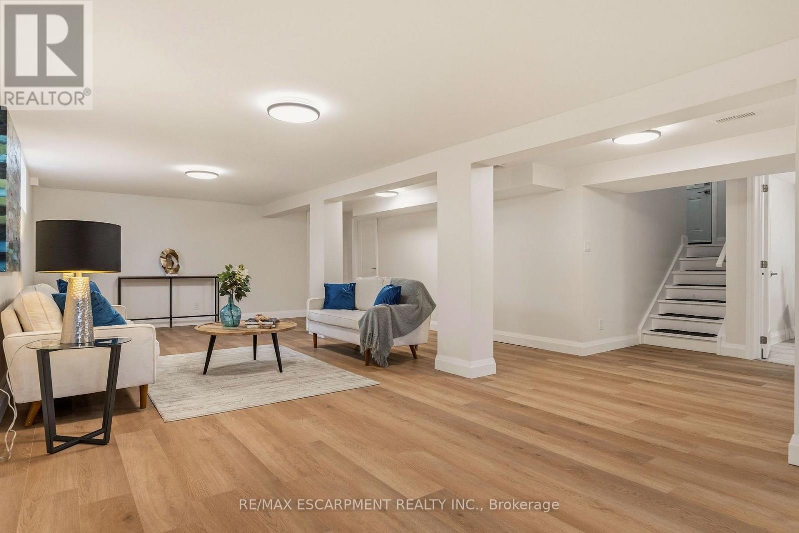 31 Cameron Avenue, Hamilton, ON