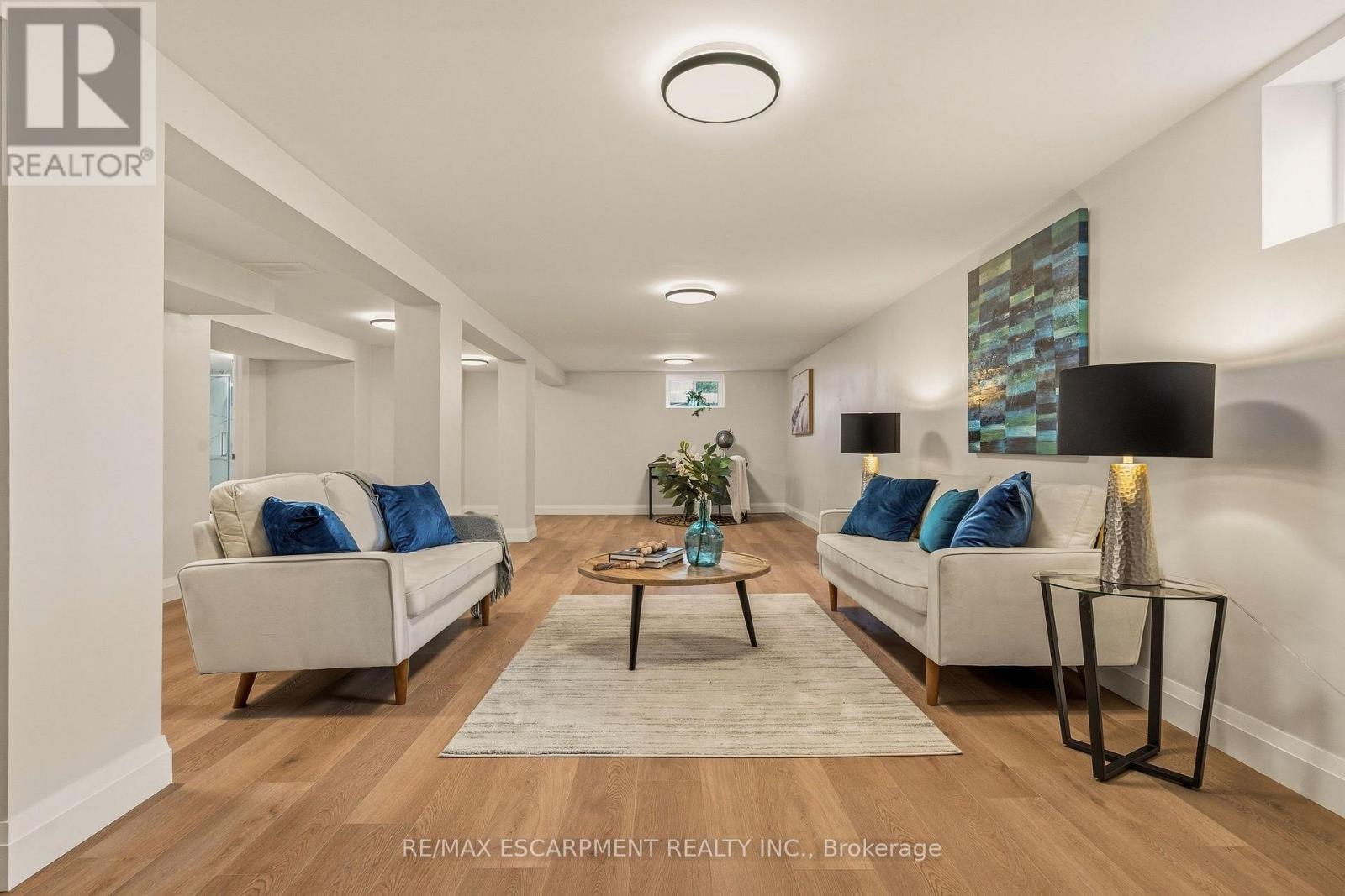 31 Cameron Avenue, Hamilton, ON