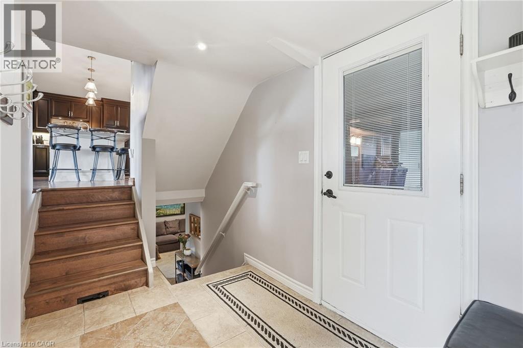 826 Millgrove Side Road, Millgrove, ON