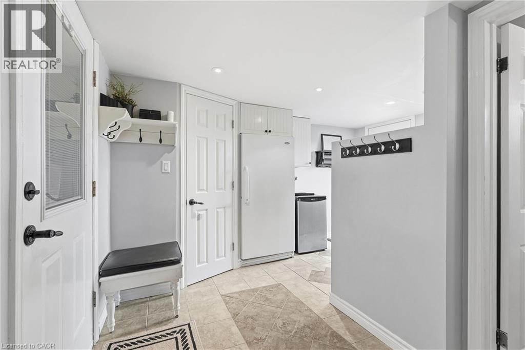 826 Millgrove Side Road, Millgrove, ON