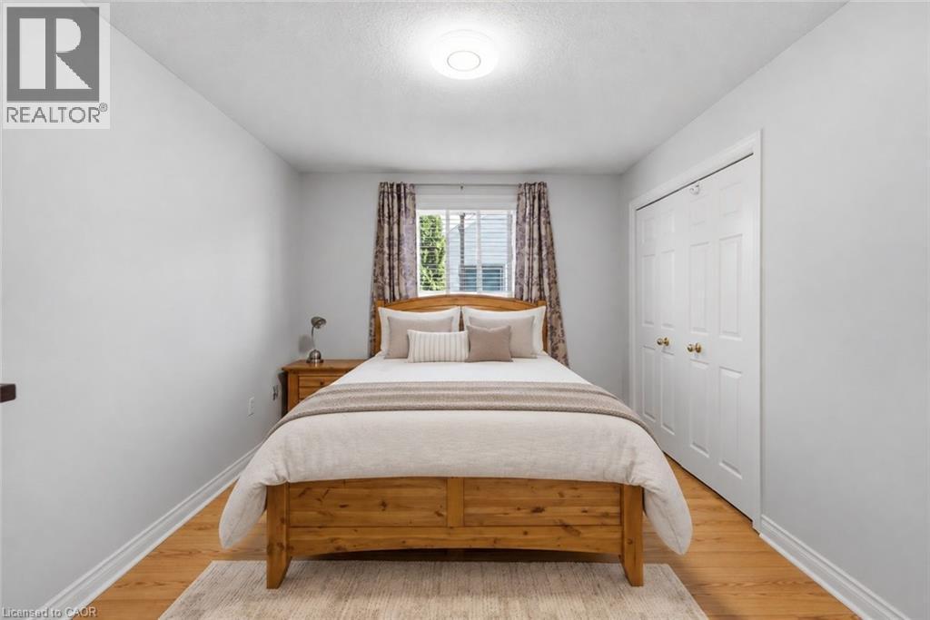 Virtually Staged - 5 Thorn Place, St. Catharines, ON