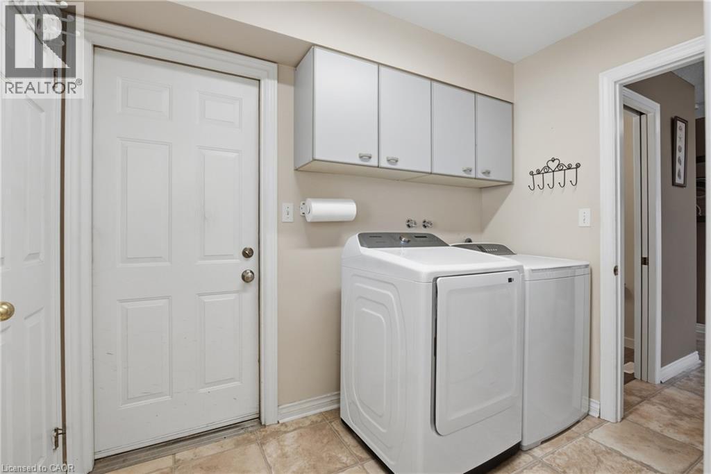 5 Thorn Place, St. Catharines, ON