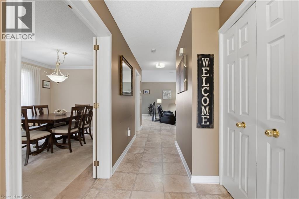 5 Thorn Place, St. Catharines, ON