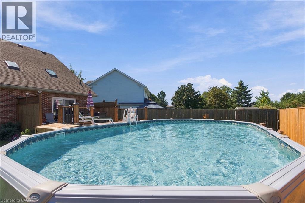 5 Thorn Place, St. Catharines, ON