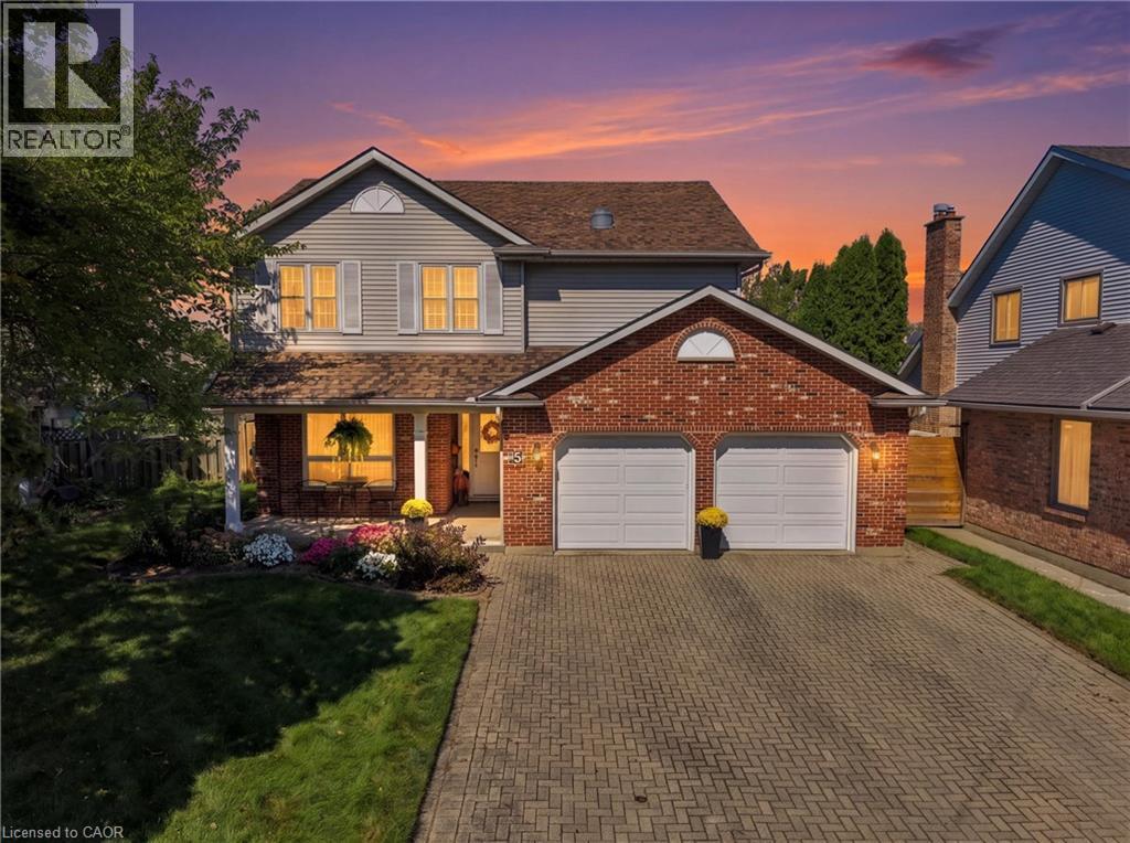 5 Thorn Place, St. Catharines, ON