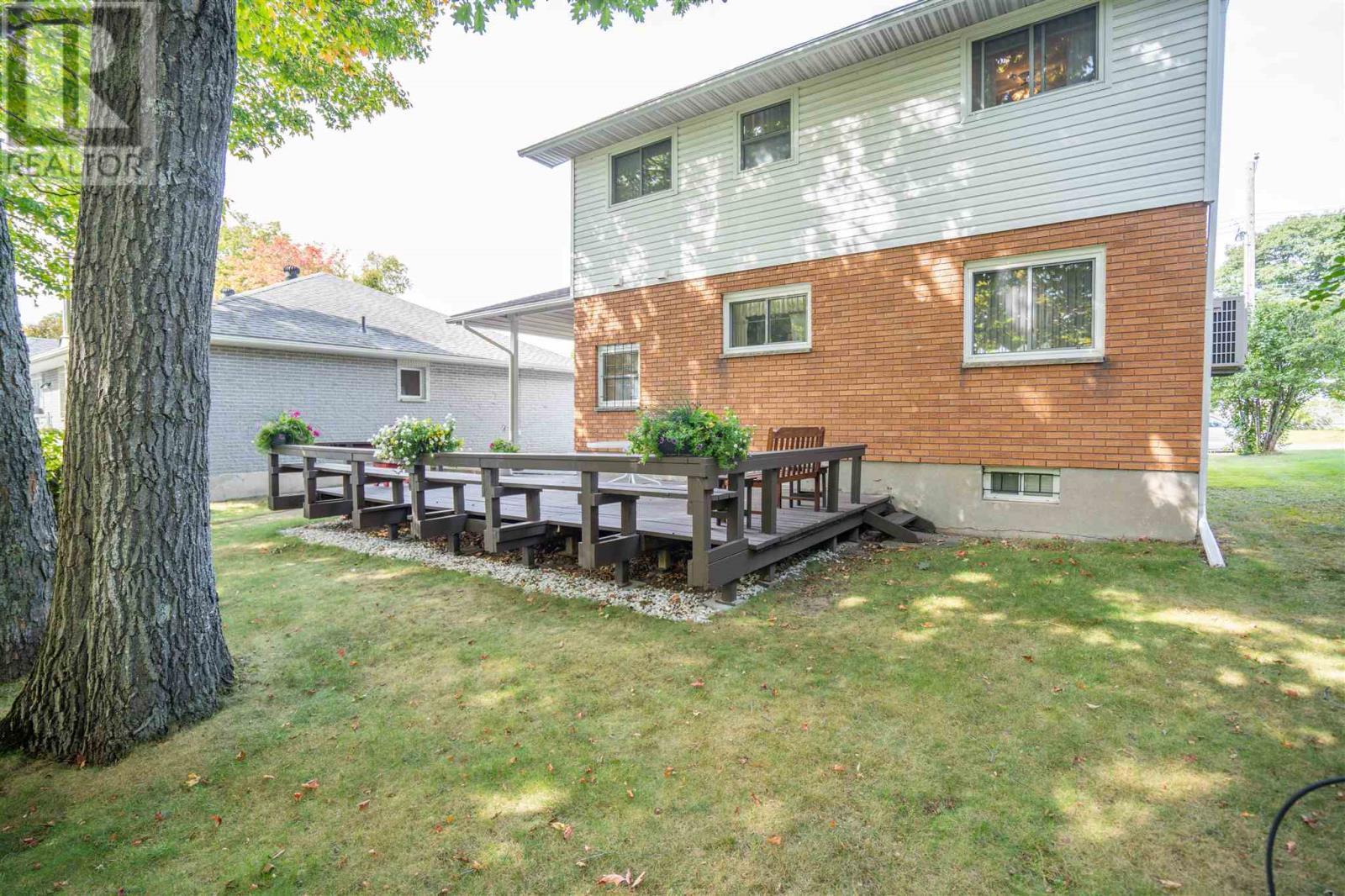 67 Rush Ave, Sault Ste. Marie, ON