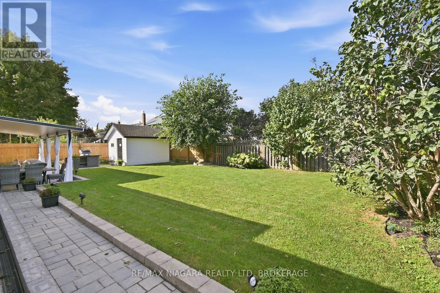 9 Bishops Road, St. Catharines (Vine/Linwell), ON