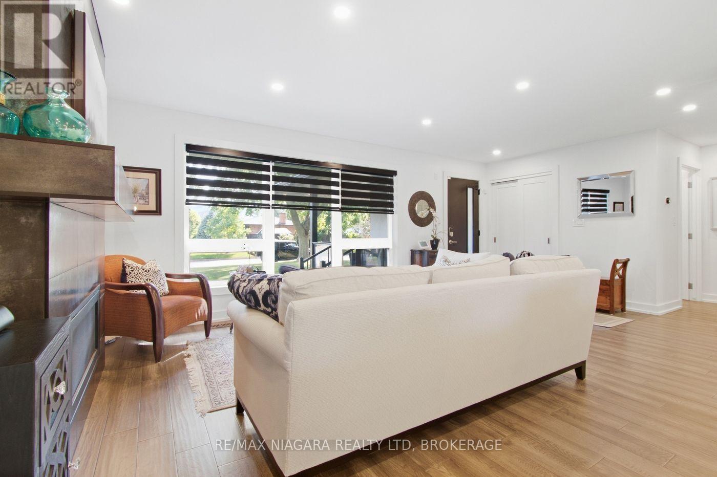9 Bishops Road, St. Catharines (Vine/Linwell), ON