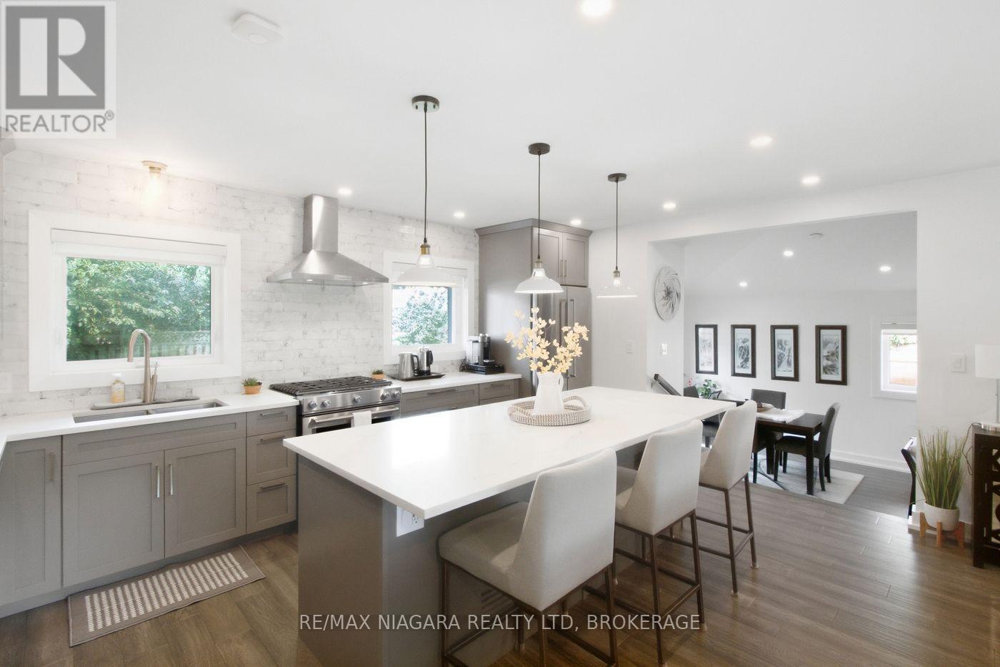 9 Bishops Road, St. Catharines (Vine/Linwell), ON