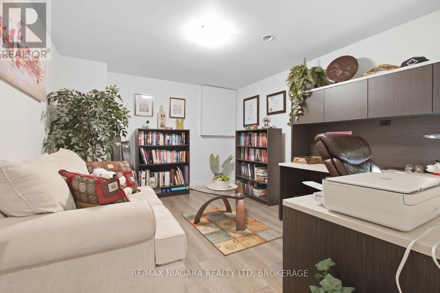 9 Bishops Road, St. Catharines (Vine/Linwell), ON