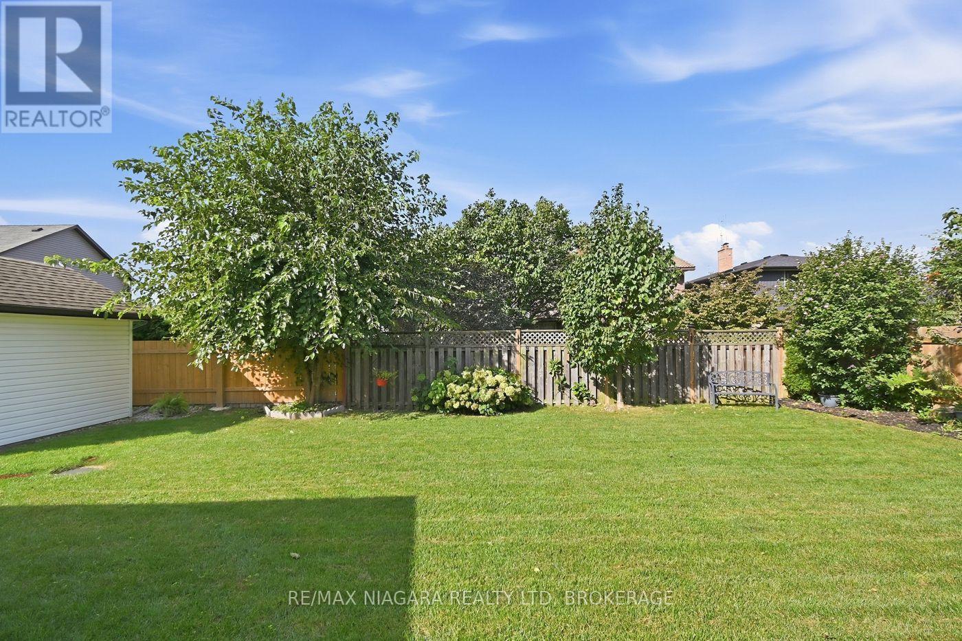 9 Bishops Road, St. Catharines (Vine/Linwell), ON
