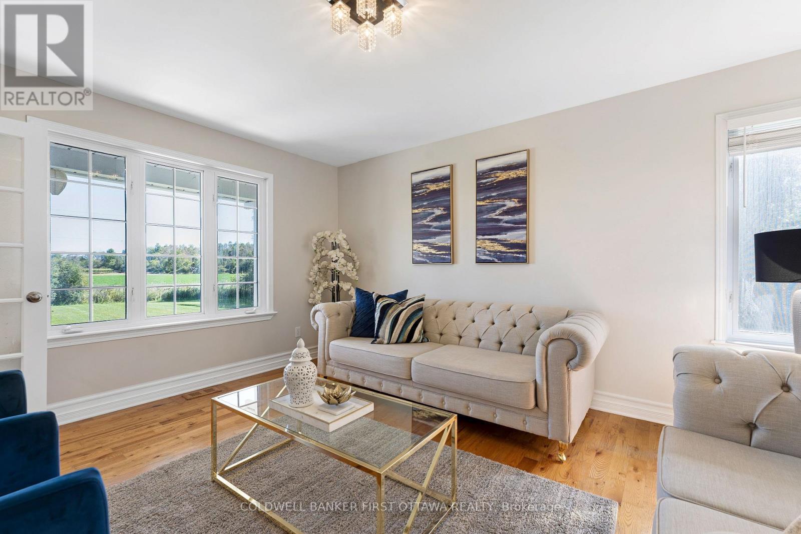 FAMILY ROOM - 4230 Gordon Murdock Road, Ottawa, ON