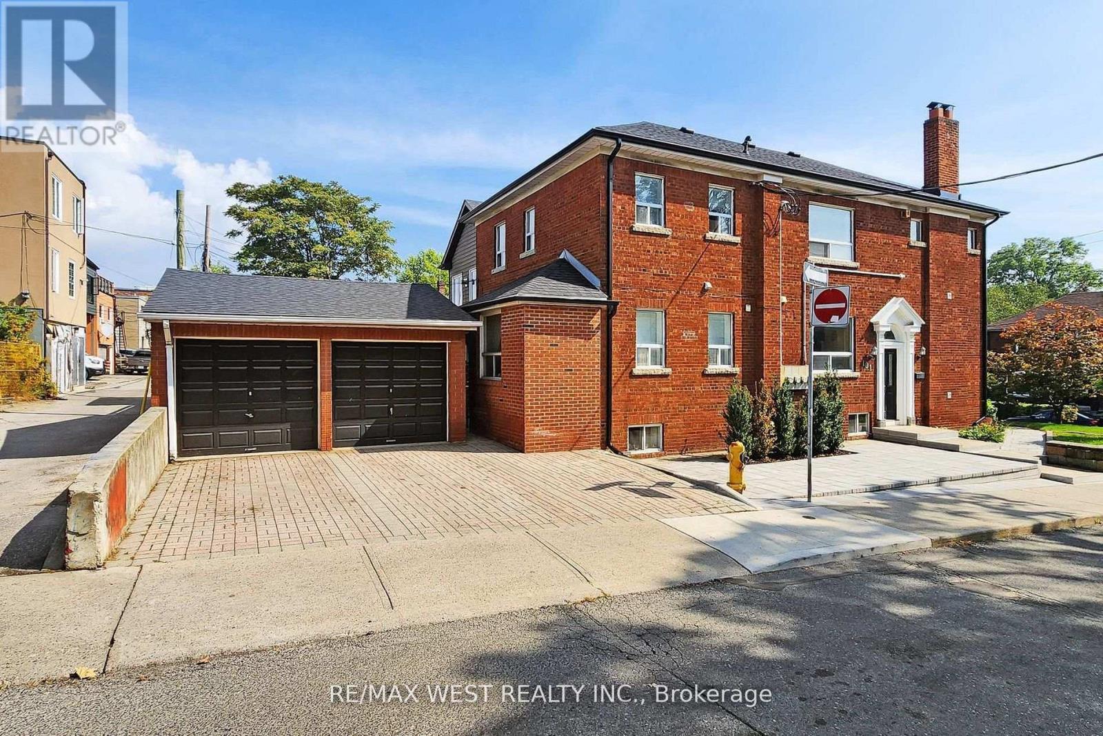 52 Heydon Park Road, Toronto, ON
