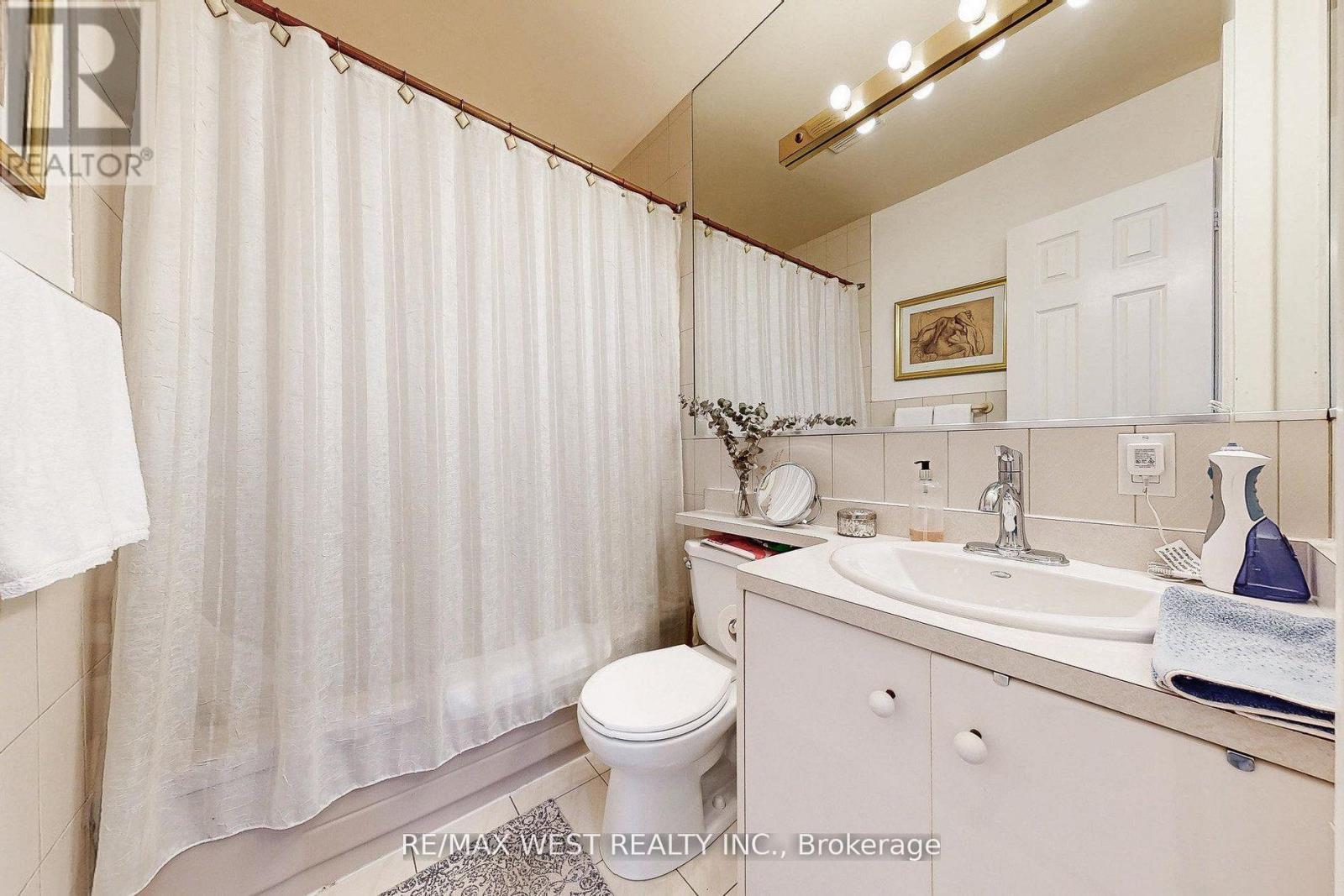 52 Heydon Park Road, Toronto, ON
