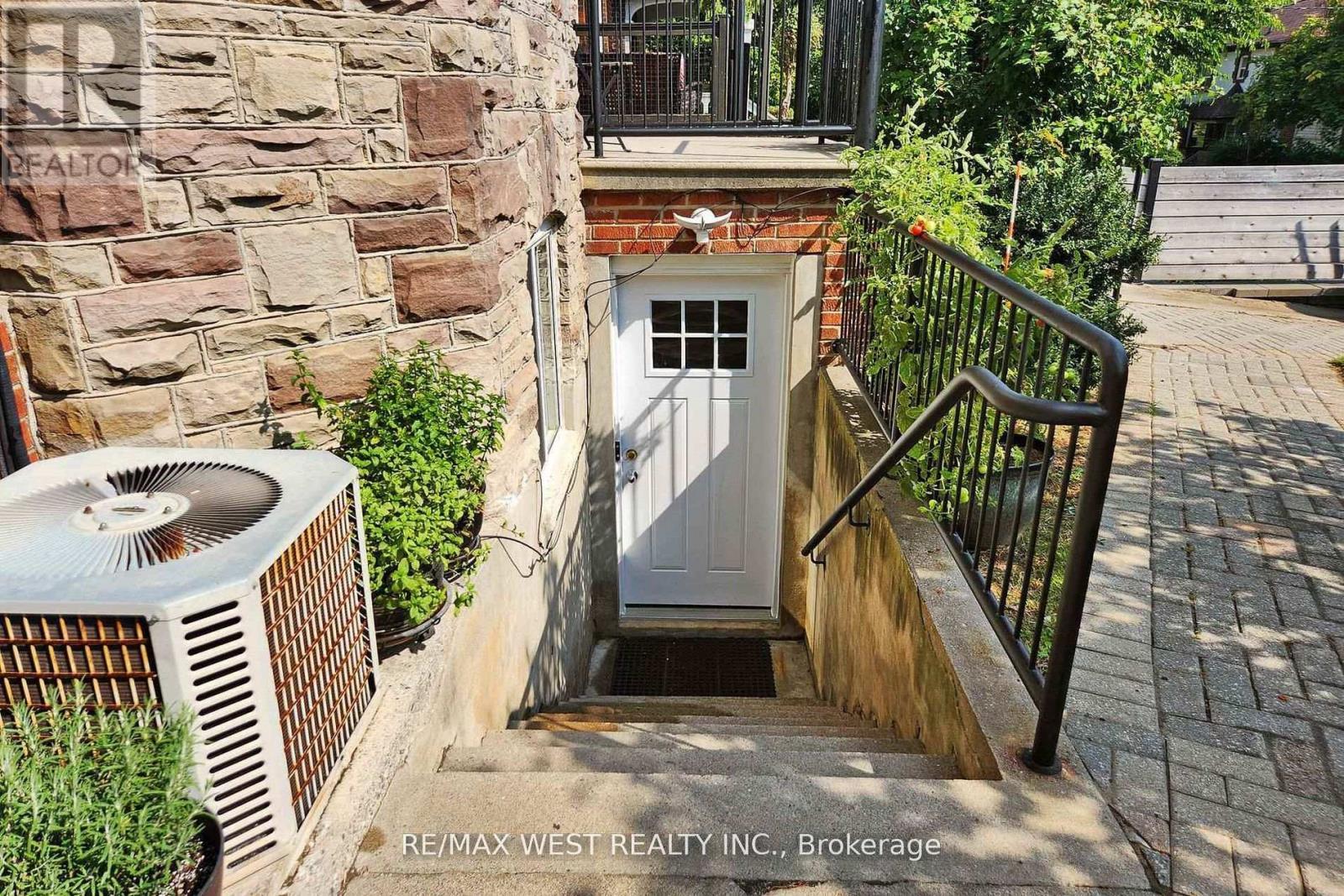 52 Heydon Park Road, Toronto, ON