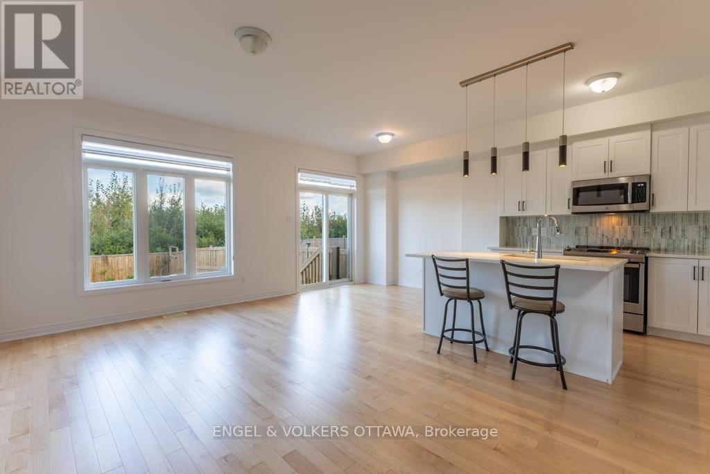 33 Mcphail Road, Carleton Place, ON