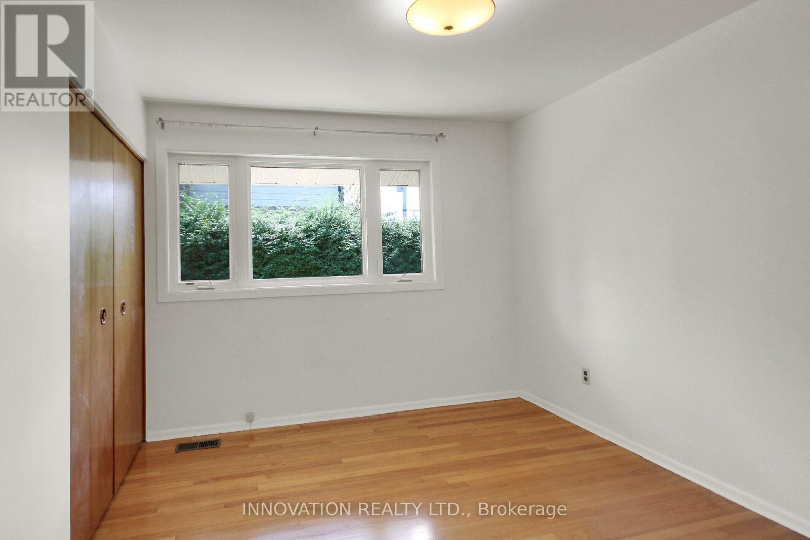 1136 Castle Hill Crescent, Ottawa, ON