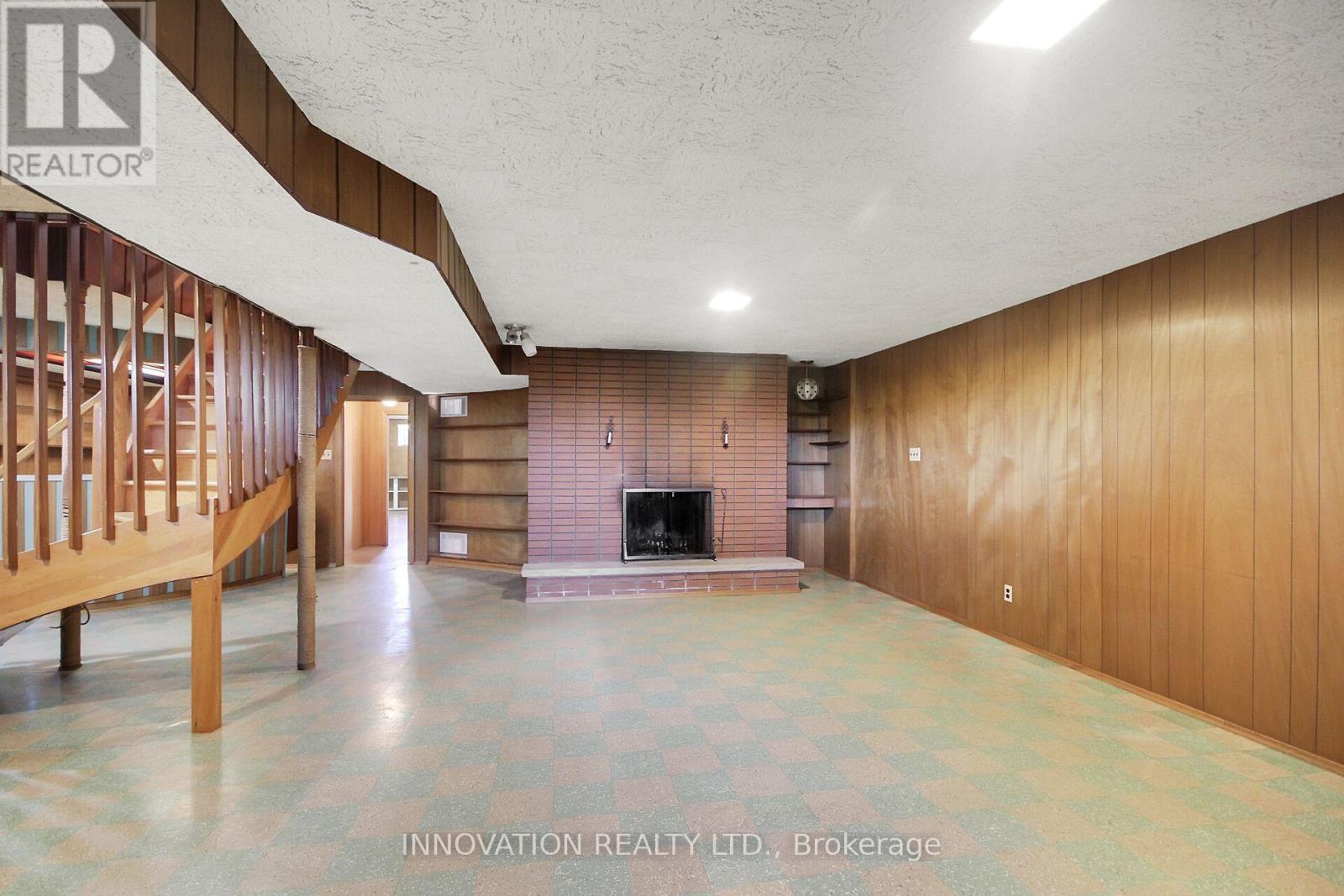 What a great space - 1136 Castle Hill Crescent, Ottawa, ON