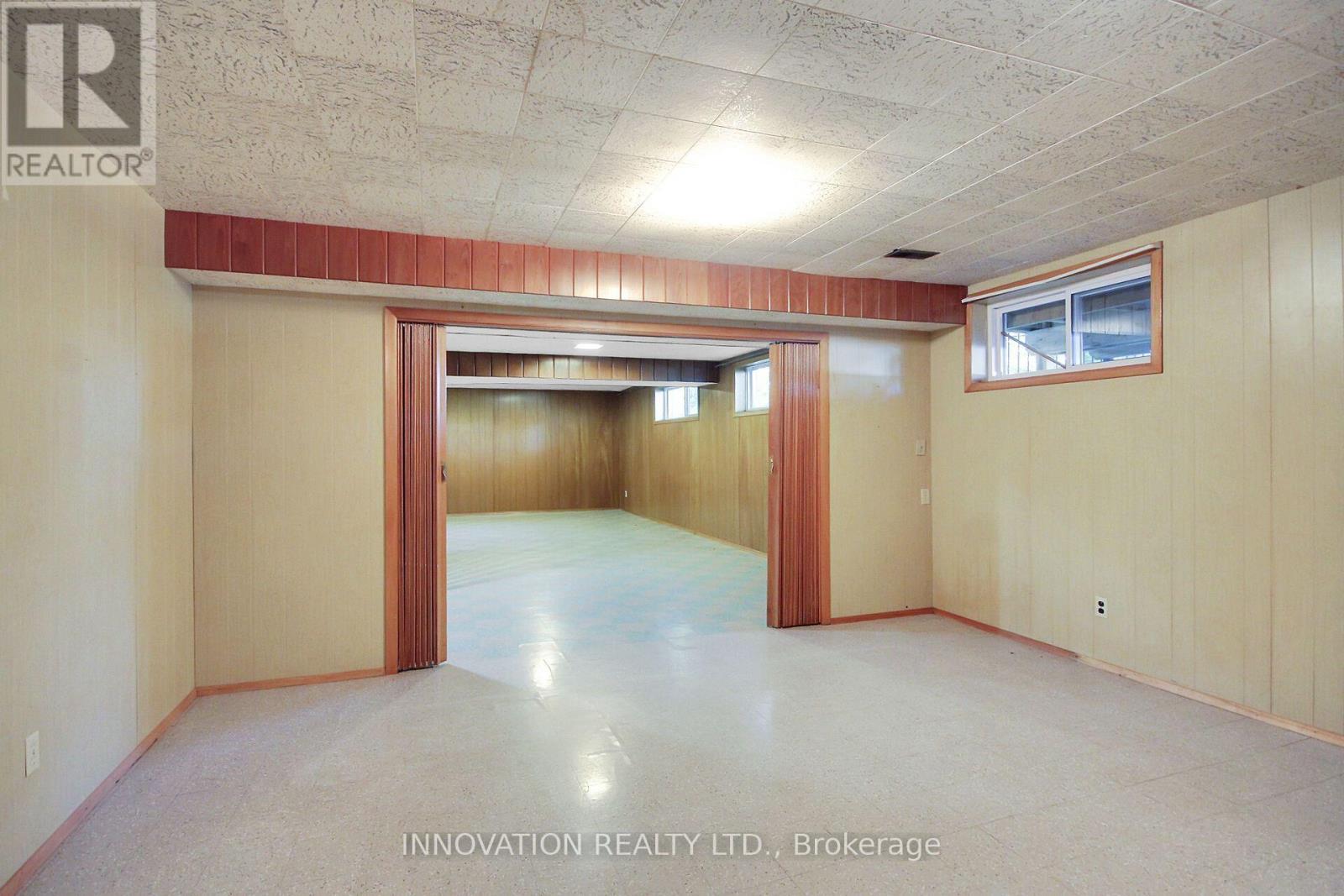 1136 Castle Hill Crescent, Ottawa, ON