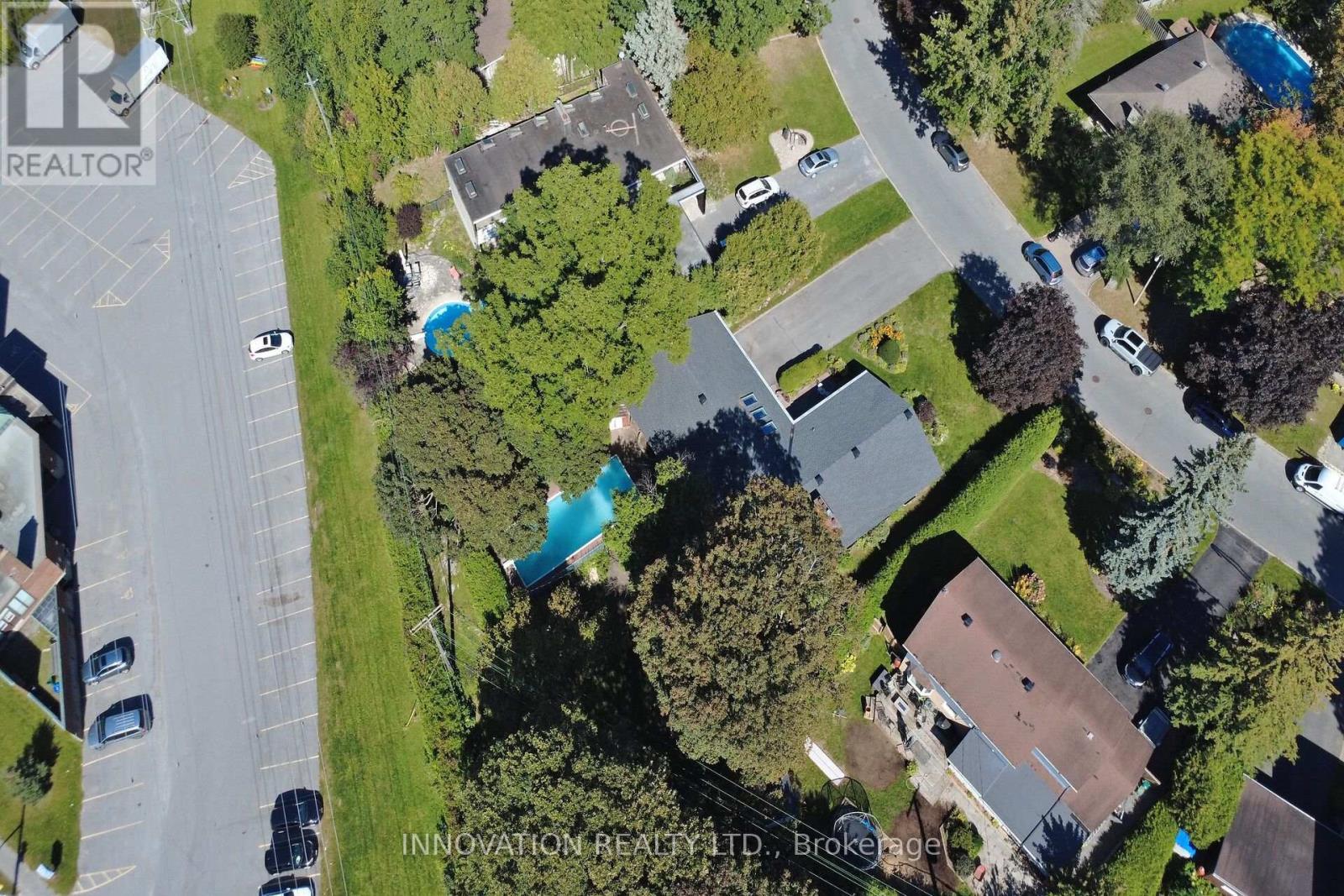 1136 Castle Hill Crescent, Ottawa, ON