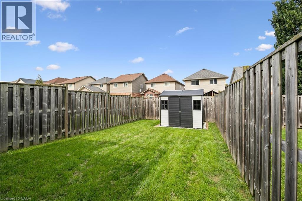 915 Zeller Crescent, Kitchener, ON