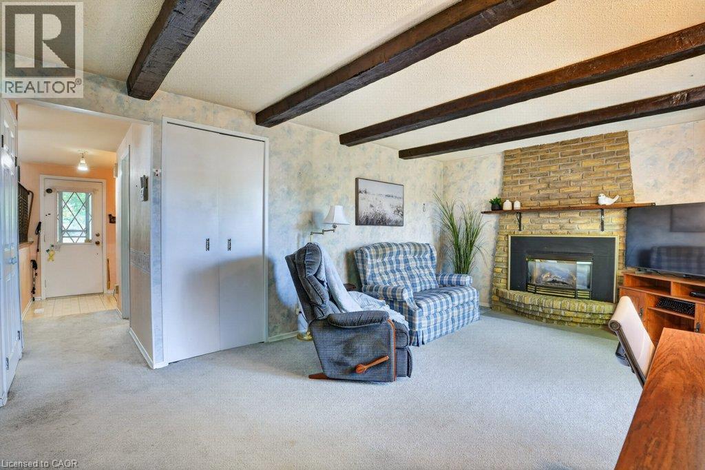 Family Room - 34 Glen Park Crescent, Kitchener, ON