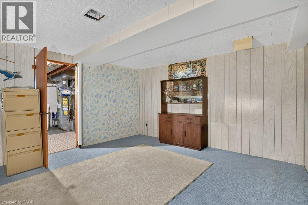 Rec Room - 34 Glen Park Crescent, Kitchener, ON