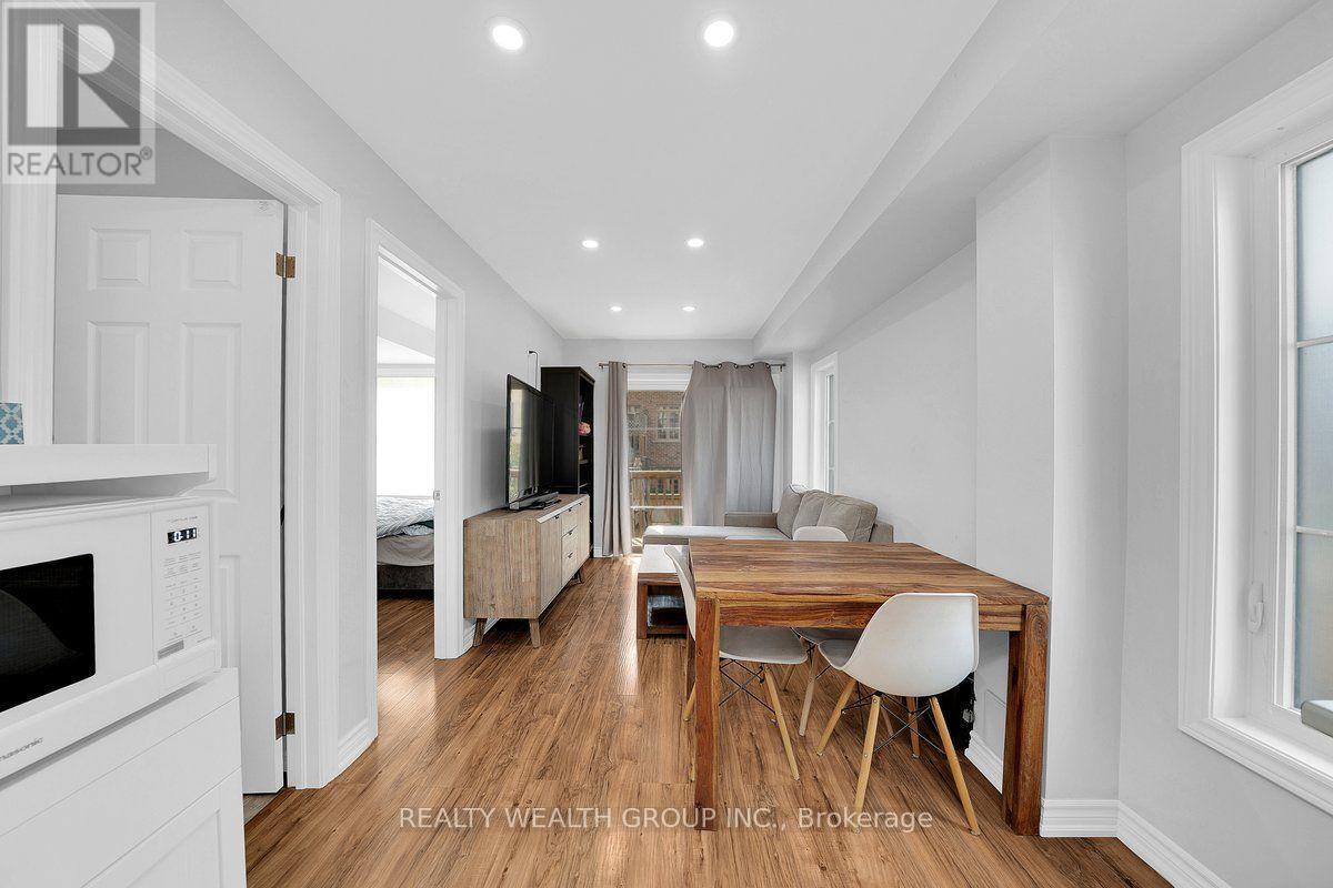 122 Dundonnell Place, Vaughan, ON