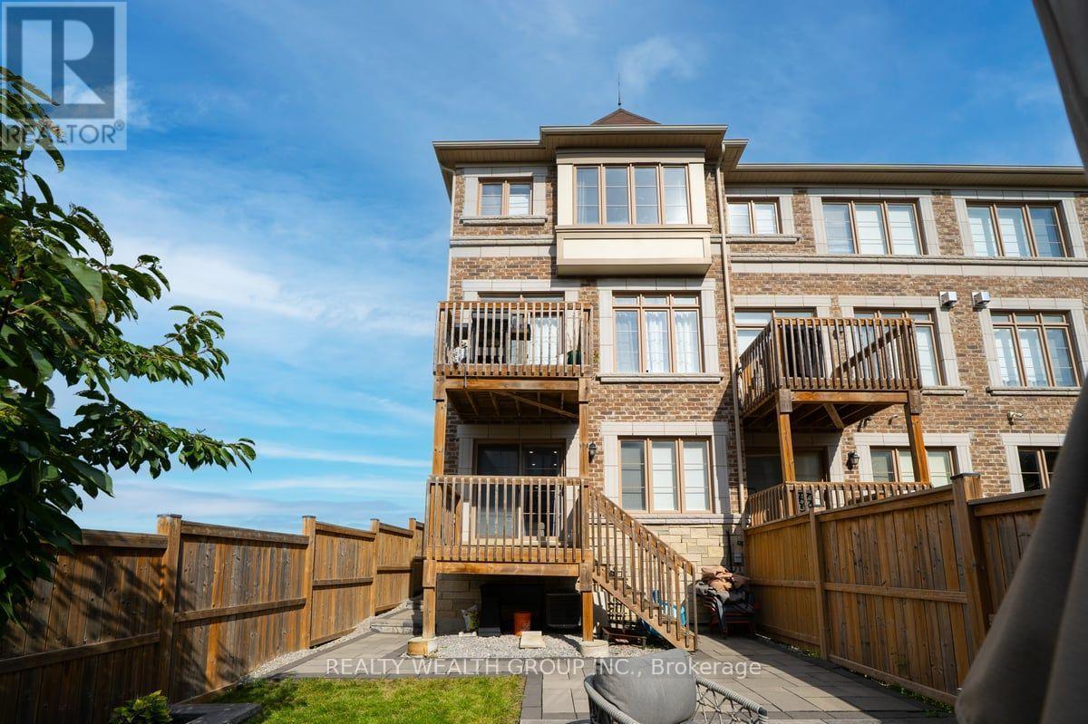122 Dundonnell Place, Vaughan, ON