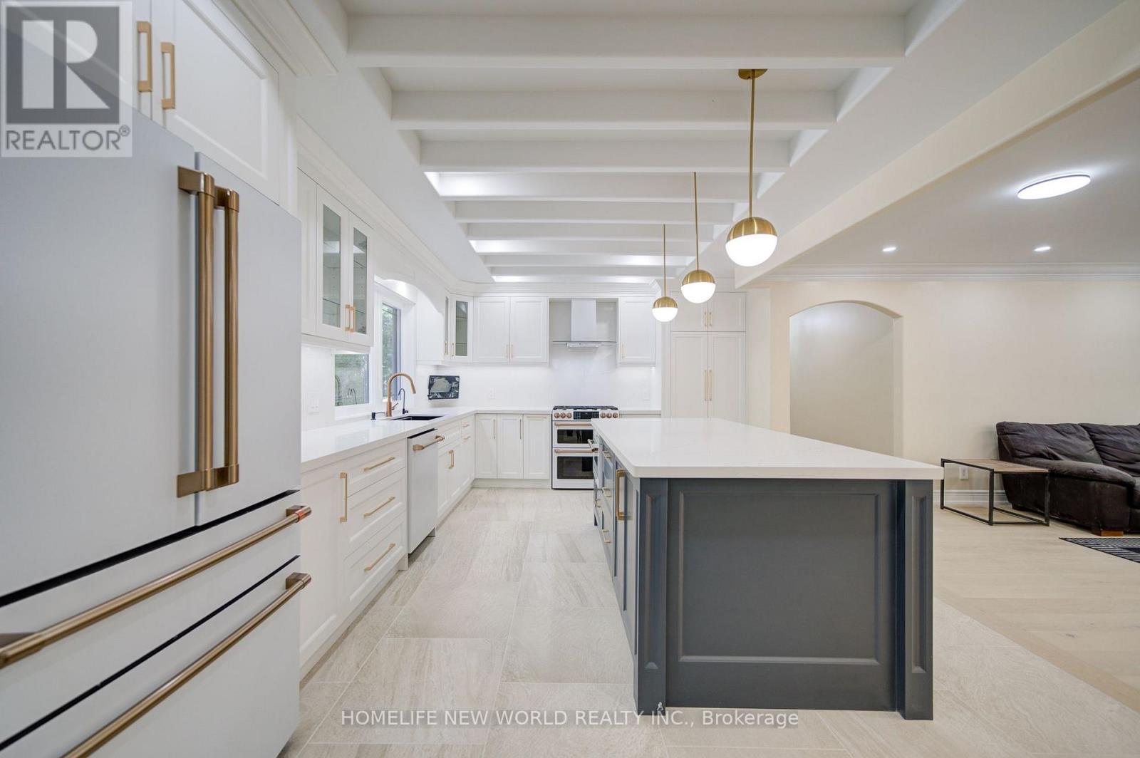3659 Aurora Road, Whitchurch-Stouffville, ON