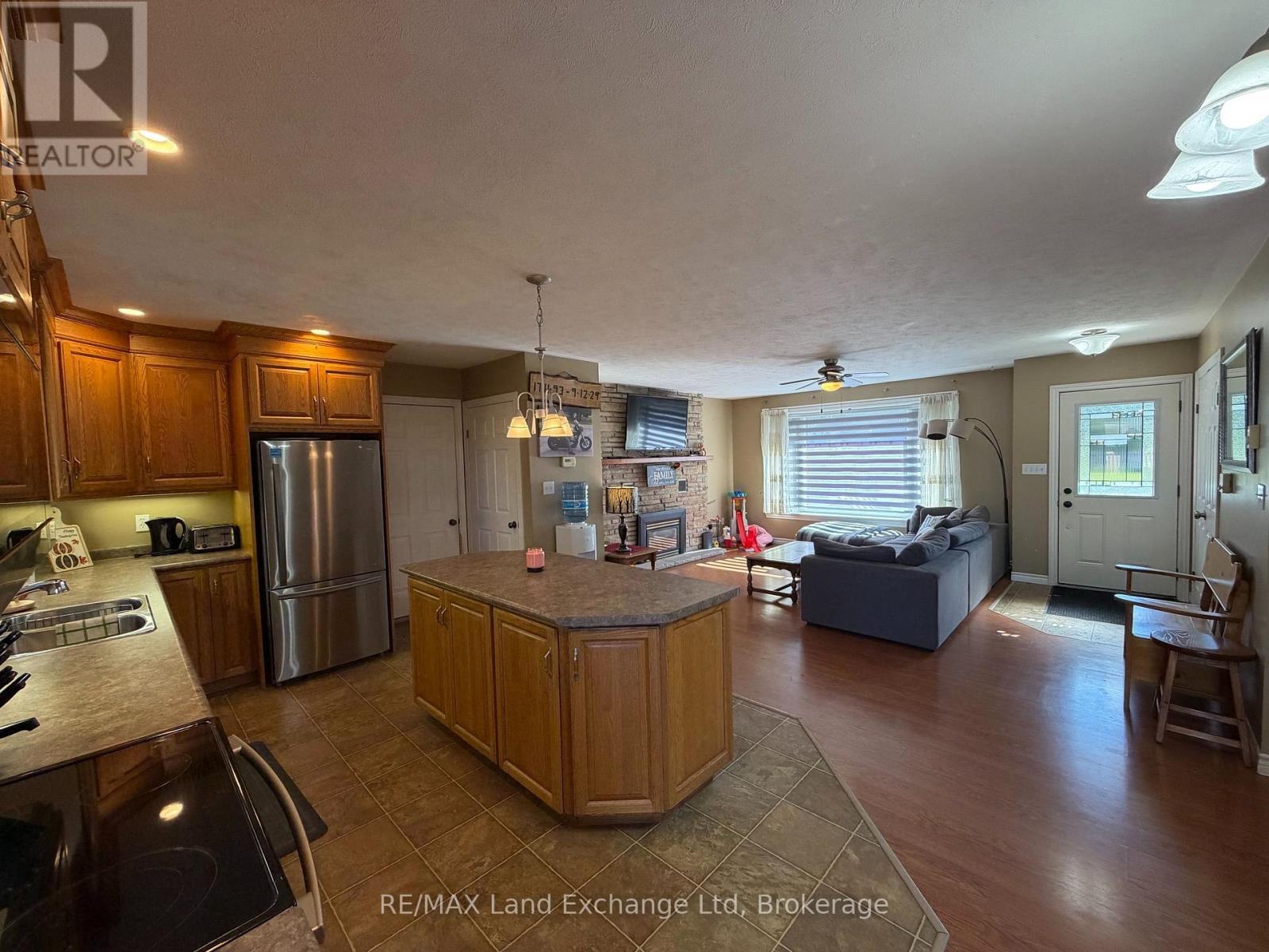 1046 Vogt Street, Howick, ON