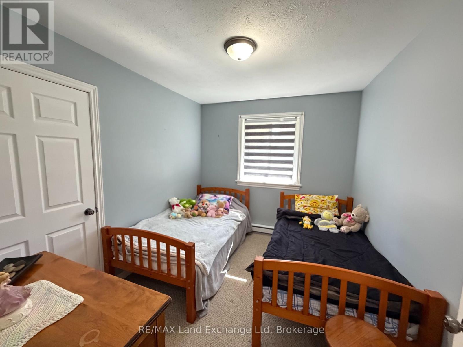 1046 Vogt Street, Howick, ON