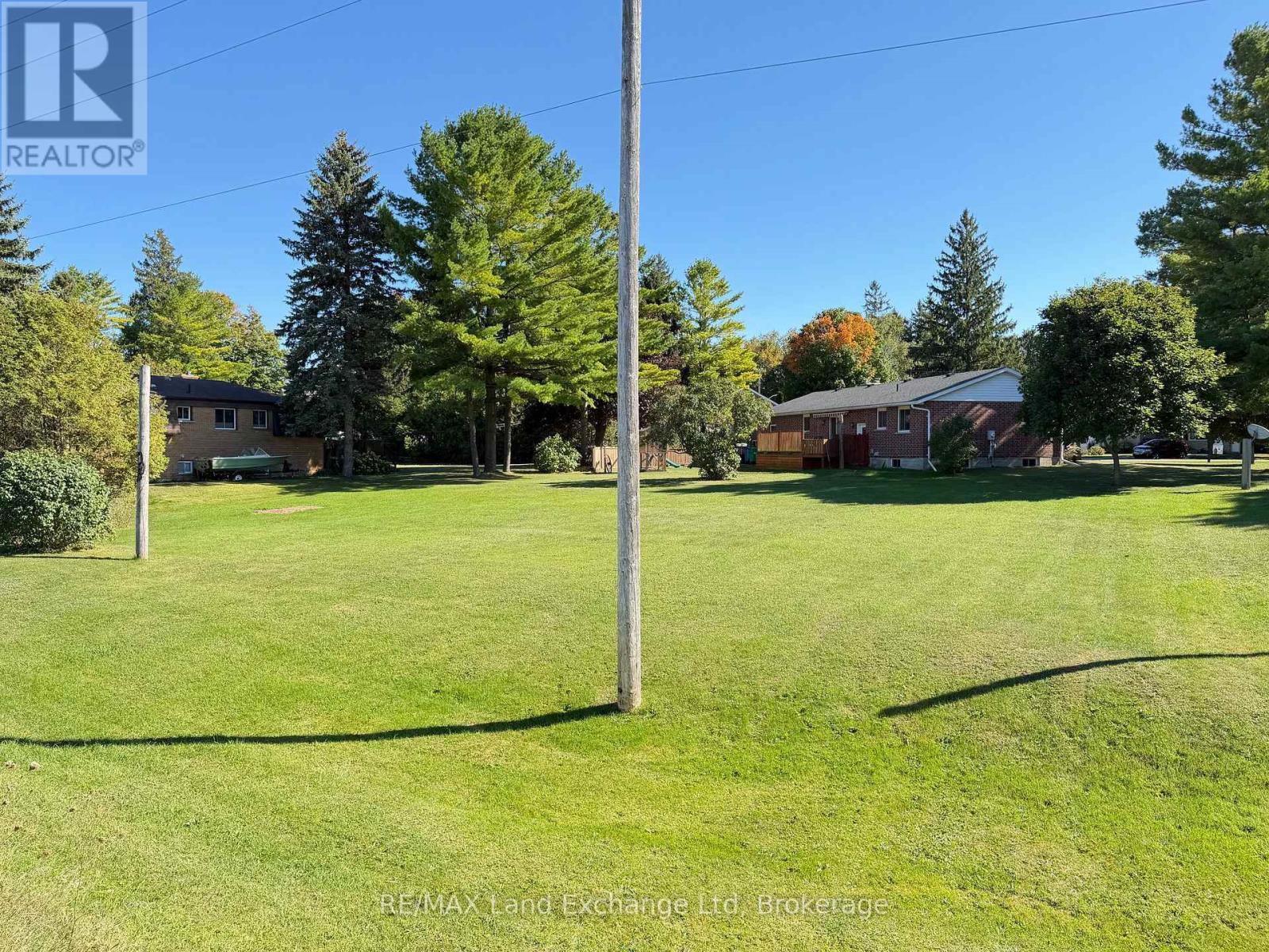 1046 Vogt Street, Howick, ON