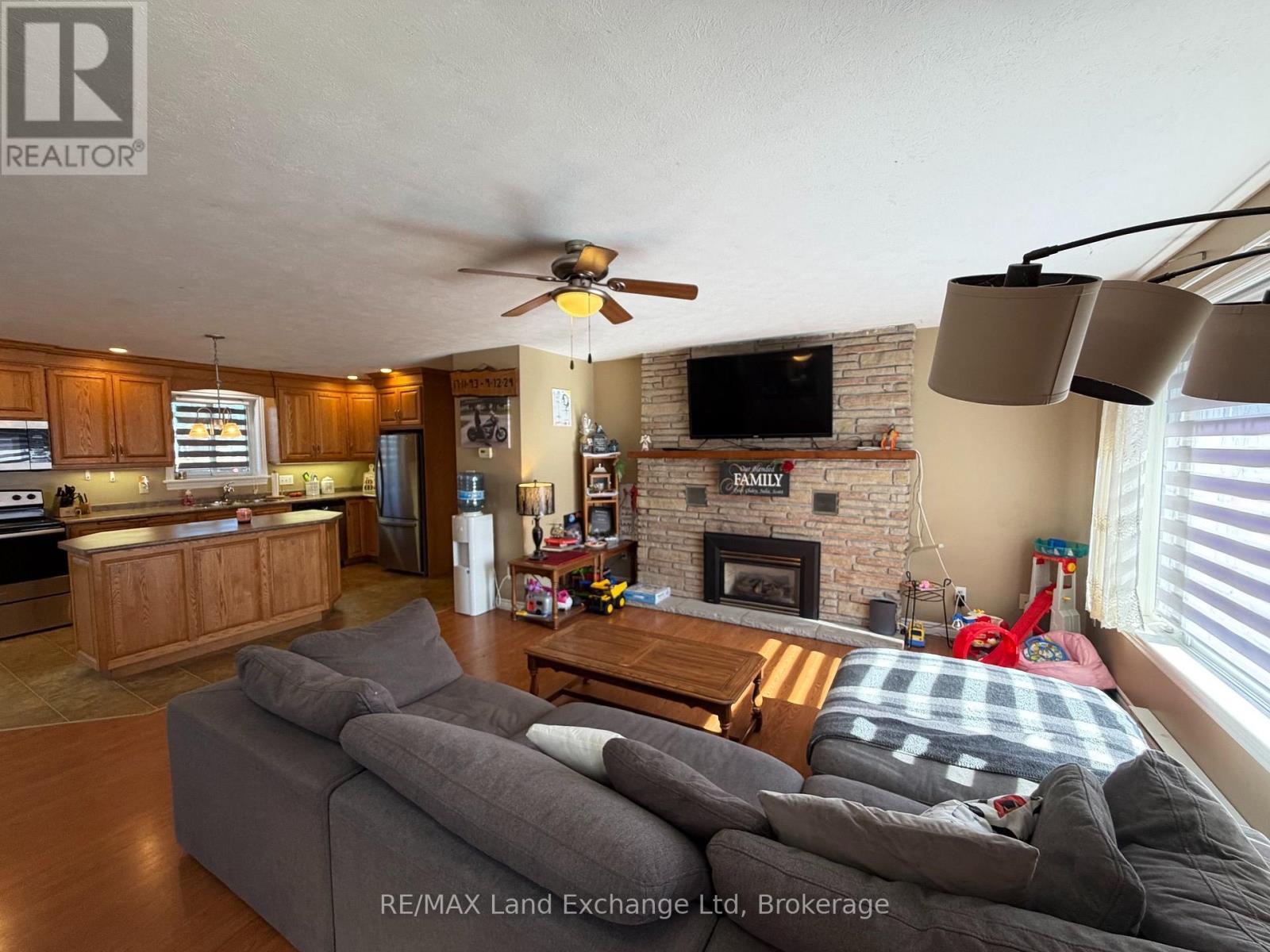 1046 Vogt Street, Howick, ON