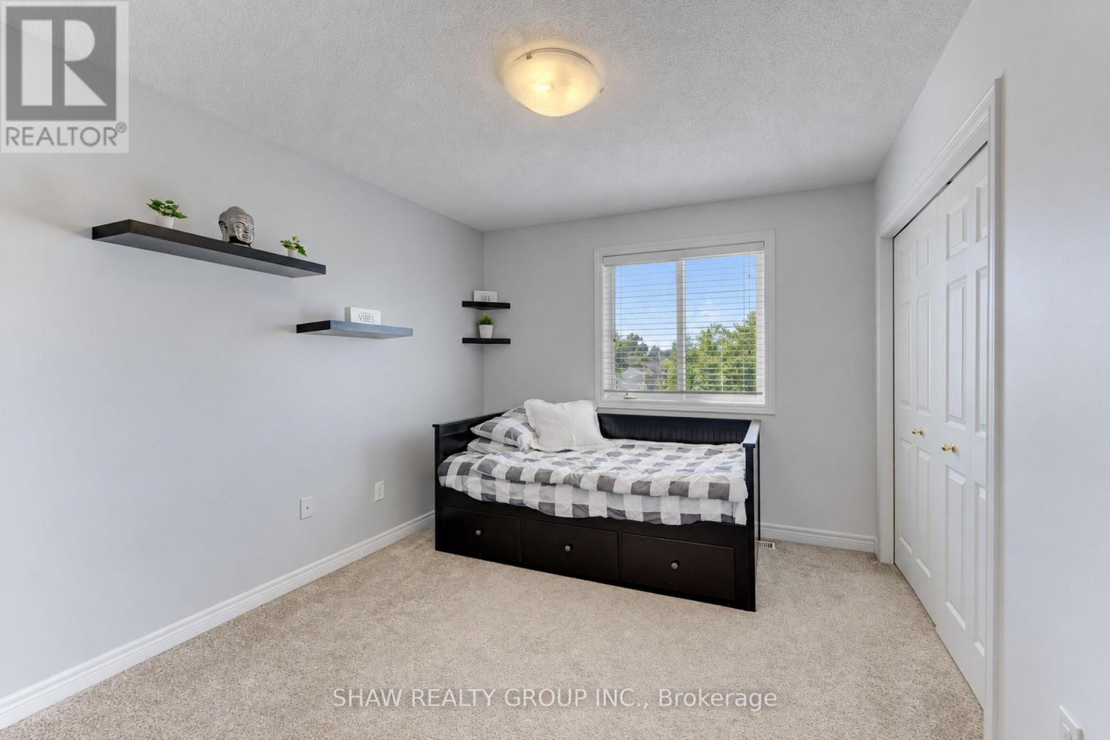 88 Decaro Crescent, Cambridge, ON