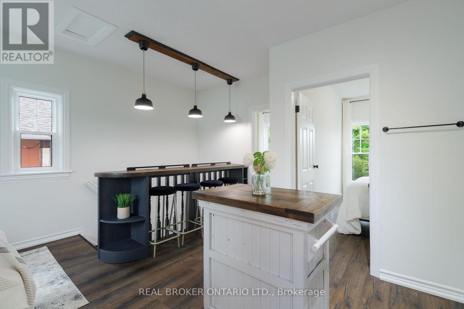 46 Murray Street E, Hamilton, ON
