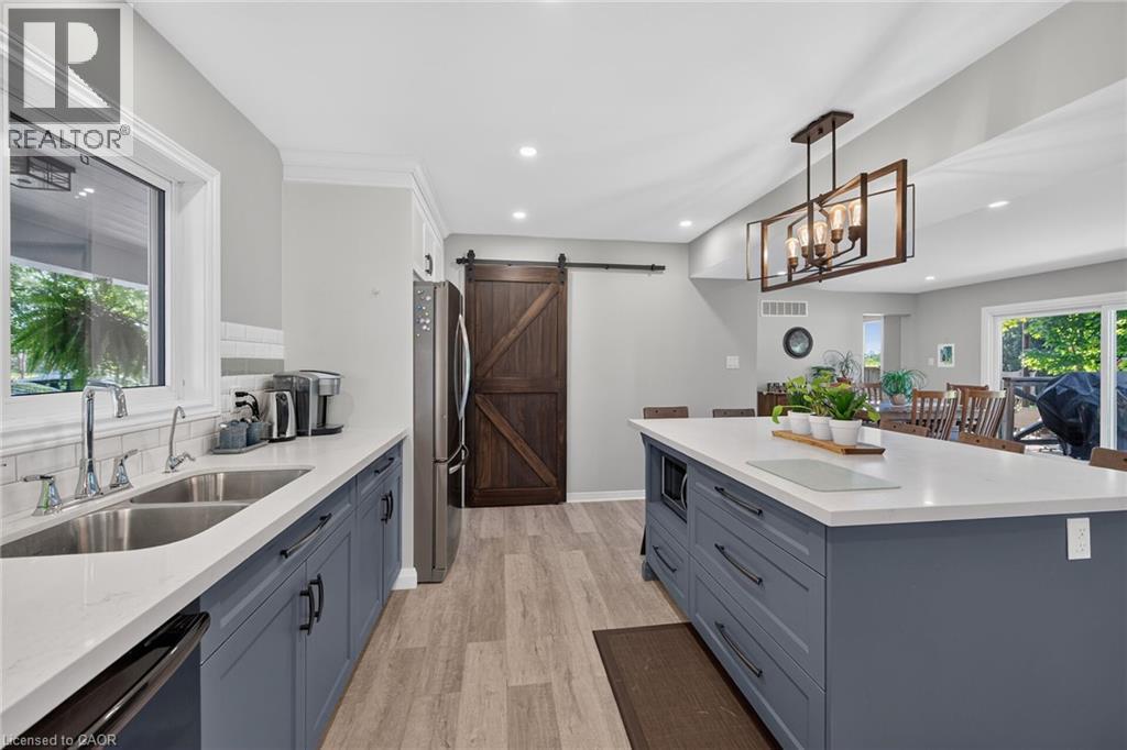 8105 Leeming Road, Mount Hope, ON