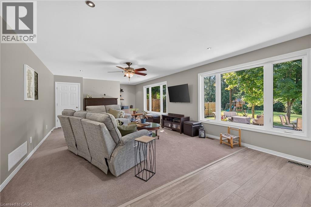 8105 Leeming Road, Mount Hope, ON