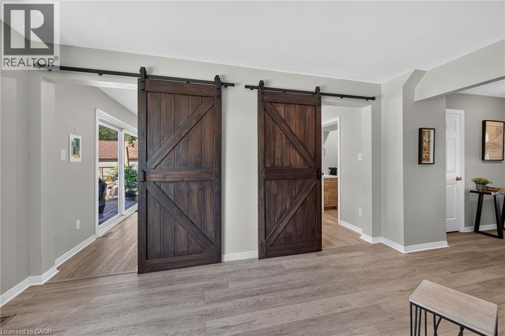 8105 Leeming Road, Mount Hope, ON
